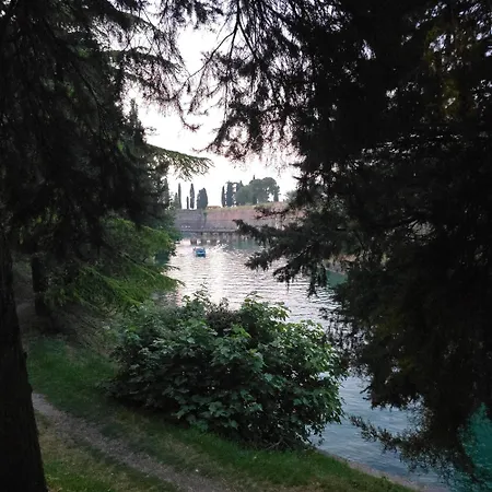 Le Vele Pensión Peschiera del Garda